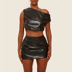 Sleek Black Mini Skirt